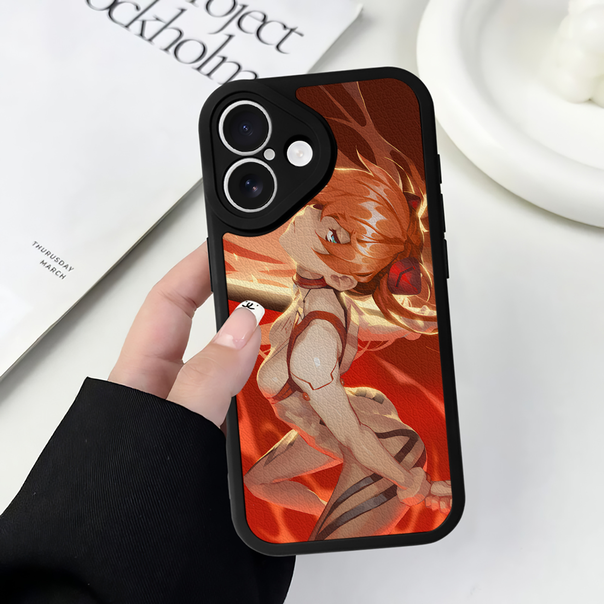 （画像用） EVA 新世紀エヴァンゲリオン 【iPhone 16シリーズ対応】シリコンスマホケース（レザー調） 材質：シリコン
